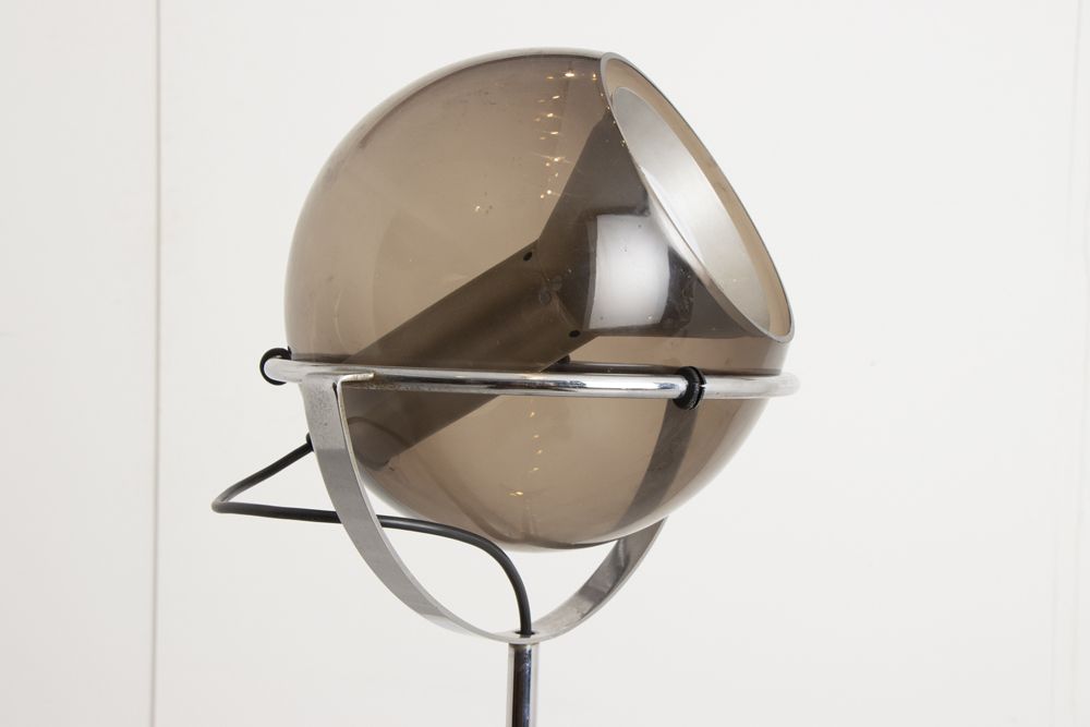 Raak lighting clearance