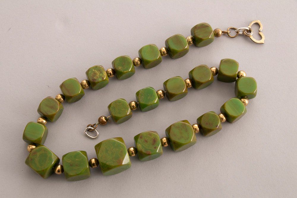 Green bakelite necklace deals