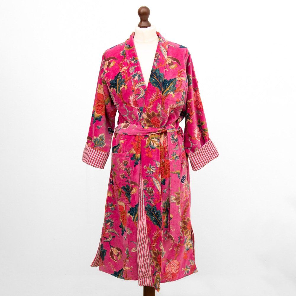 Pink velvet dressing gown 2025